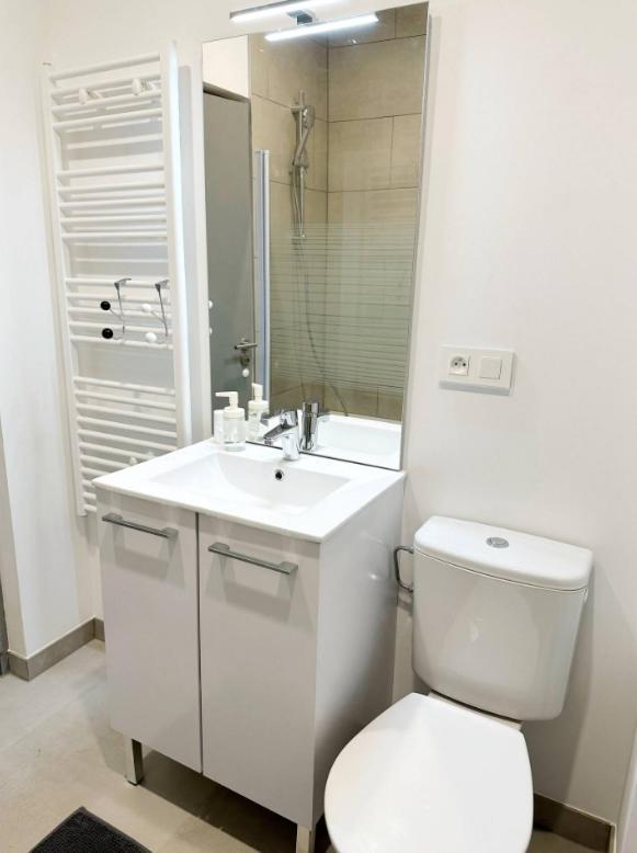 Rs-0 - Appartement F2 Au Rdc A Mulhouse Pour 1-3 Pers Екстериор снимка