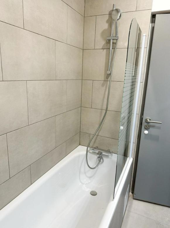 Rs-0 - Appartement F2 Au Rdc A Mulhouse Pour 1-3 Pers Екстериор снимка